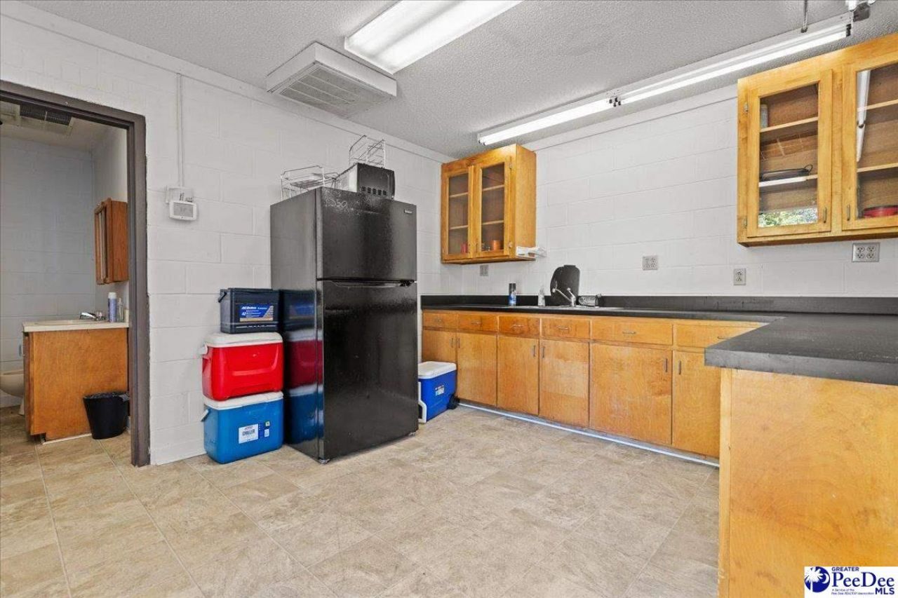 3477 Highway 102 Photo 34