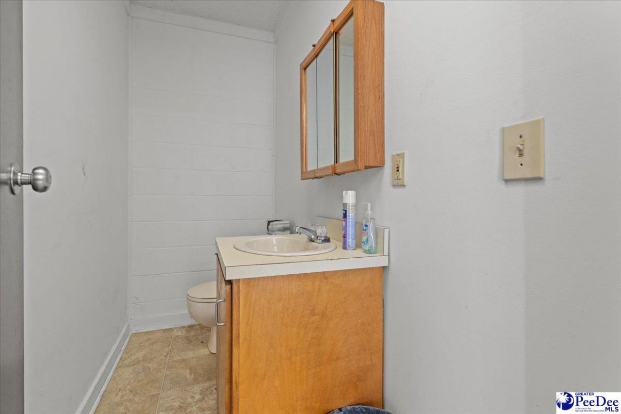 3477 Highway 102 Photo 35