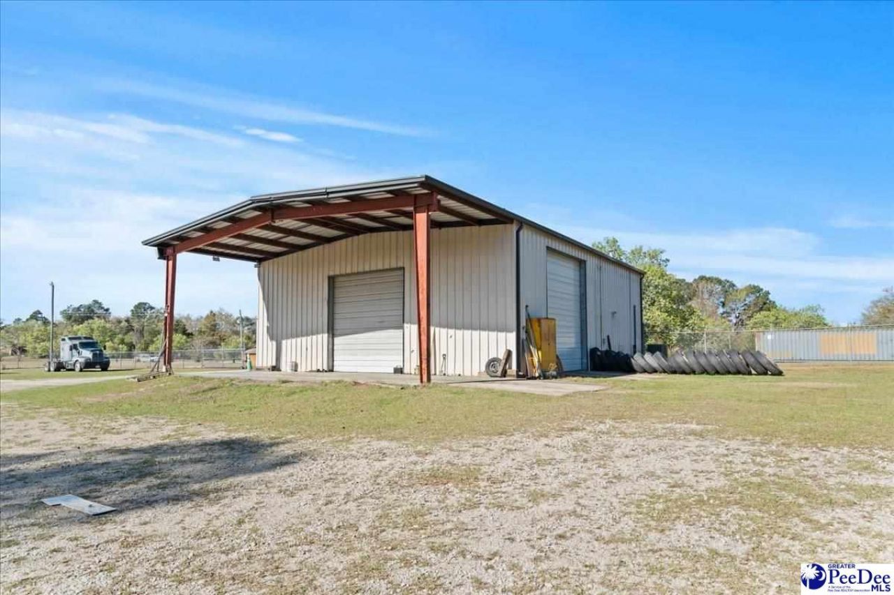 3477 Highway 102 Photo 38