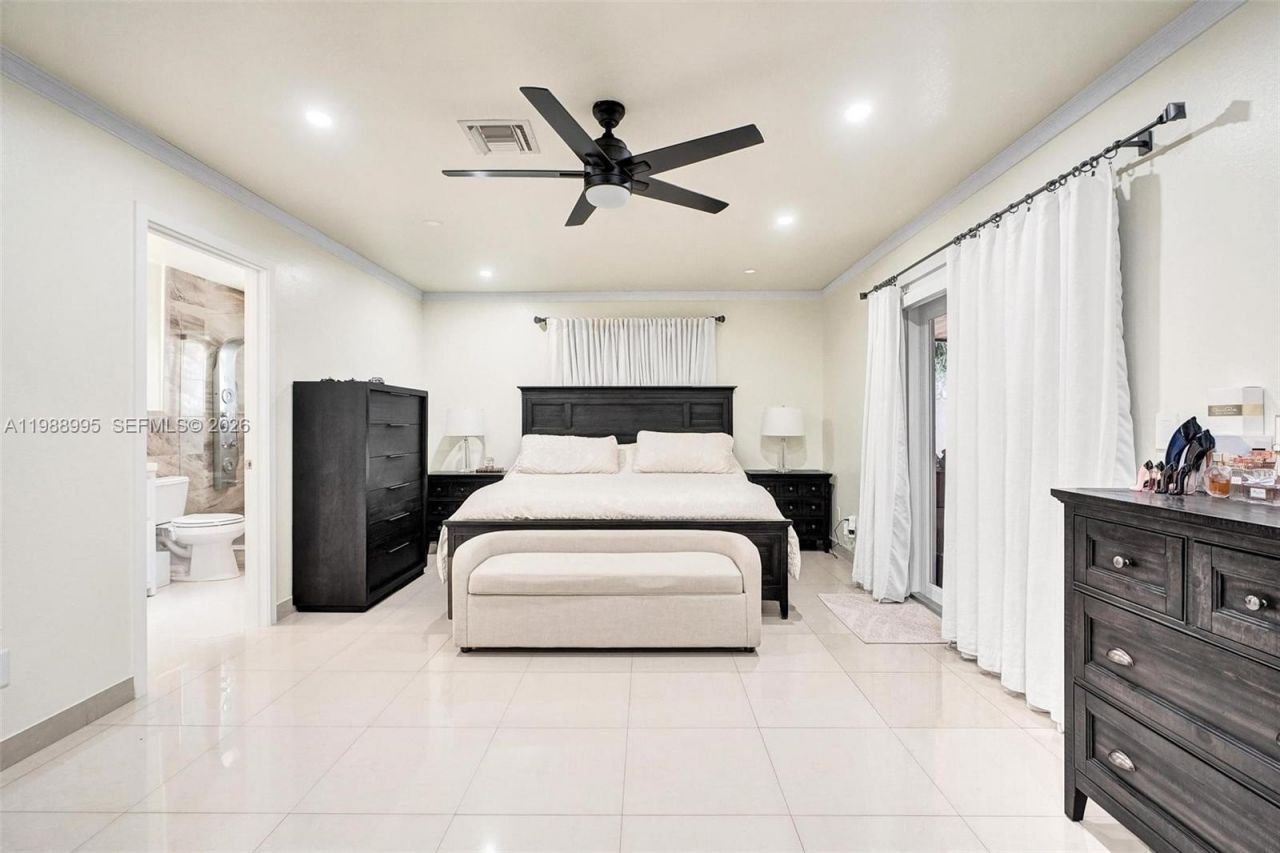 5614 Flagler St , Hollywood, FL 33023 Photo