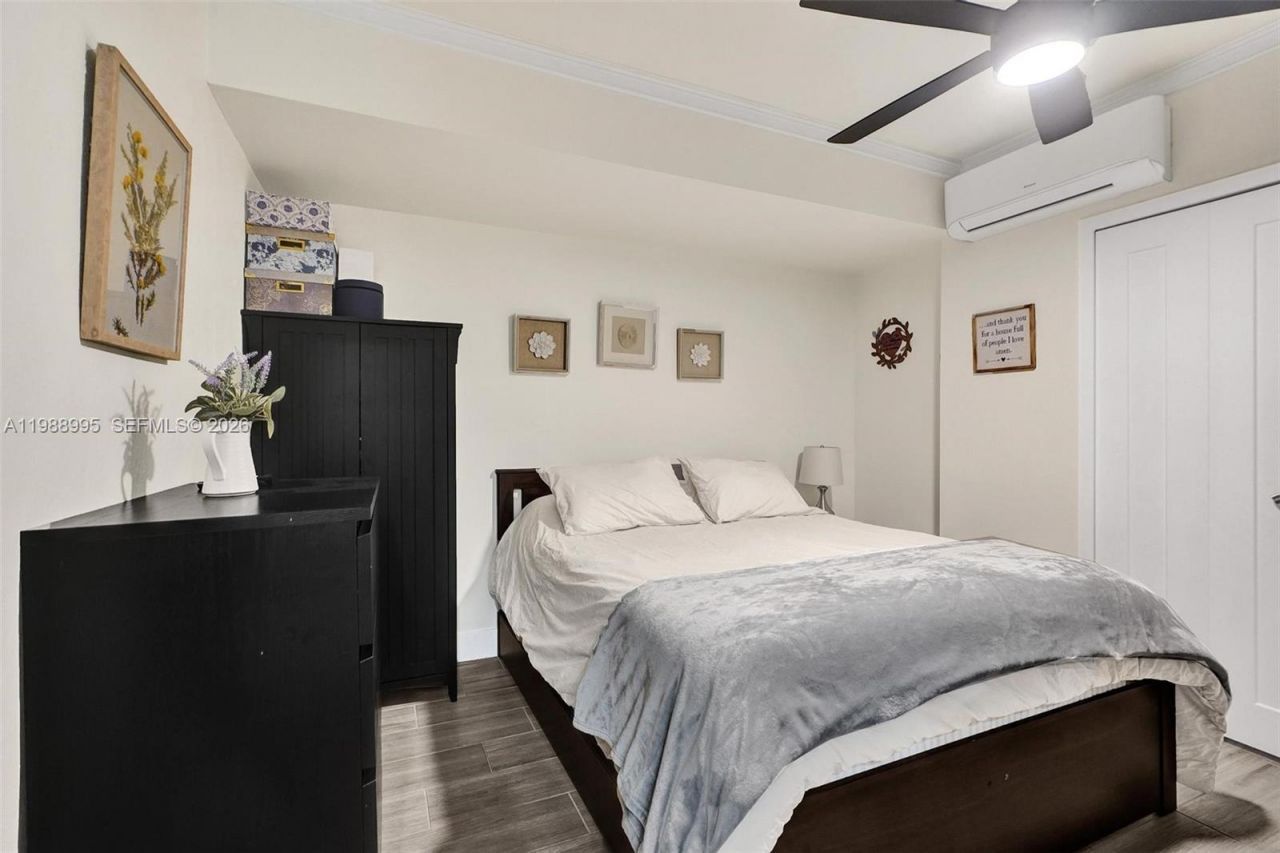 5614 Flagler St , Hollywood, FL 33023 Photo