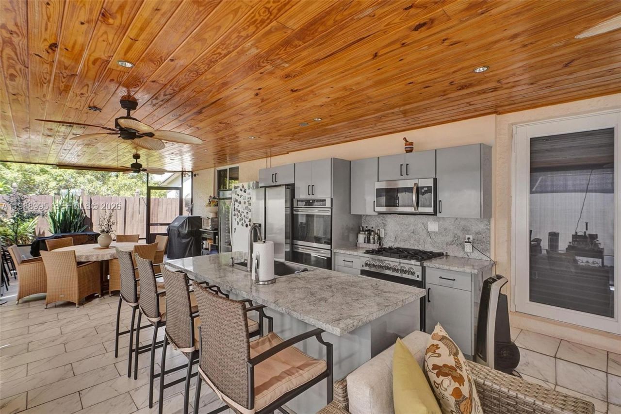 5614 Flagler St , Hollywood, FL 33023 Photo