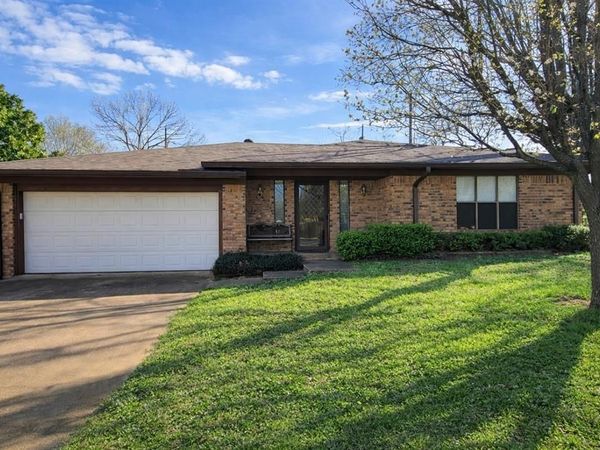 2302 Shiloh Street, Denison, TX 75020