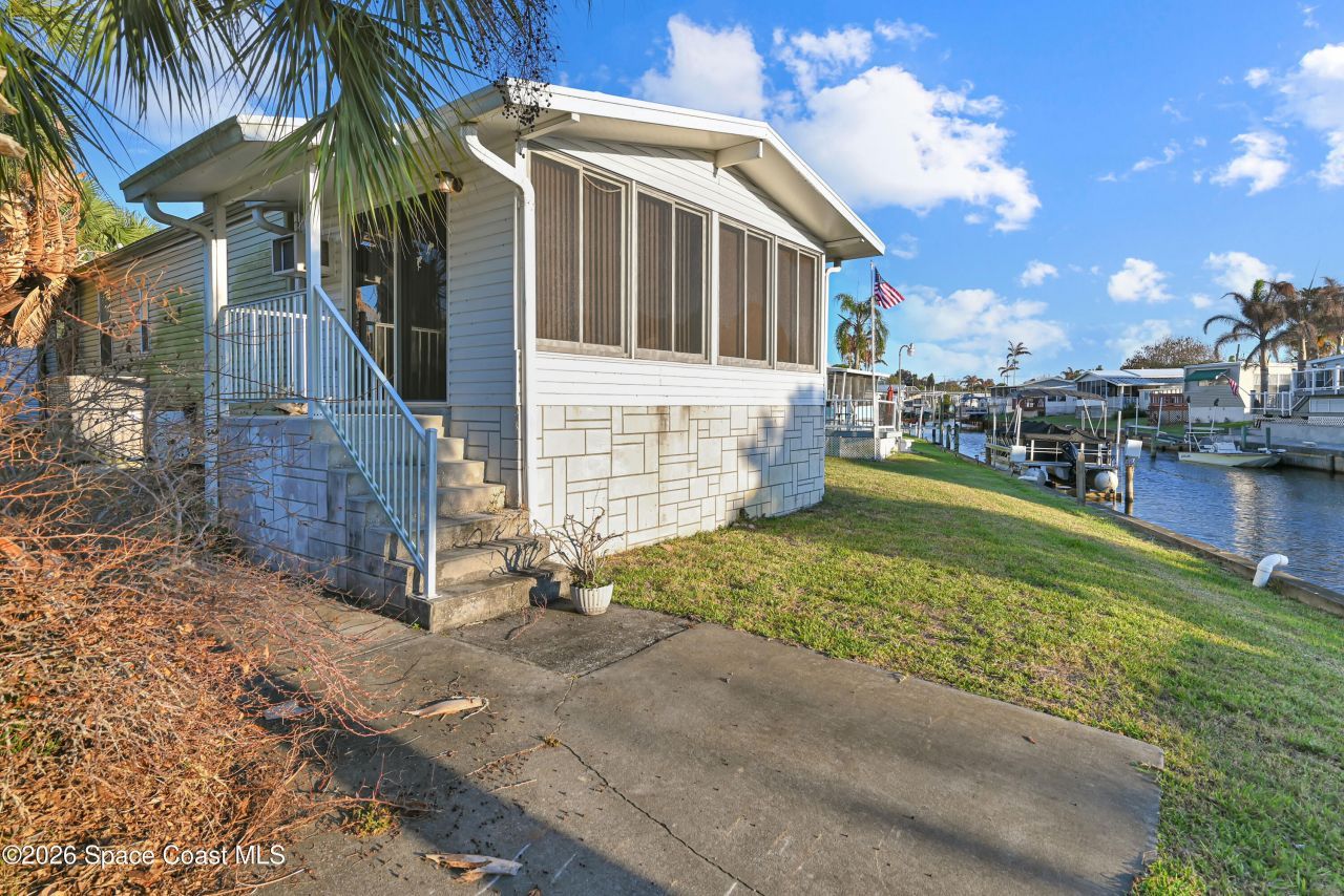 1356 Turkey Creek Drive Ne, Palm Bay, FL 32905 Photo