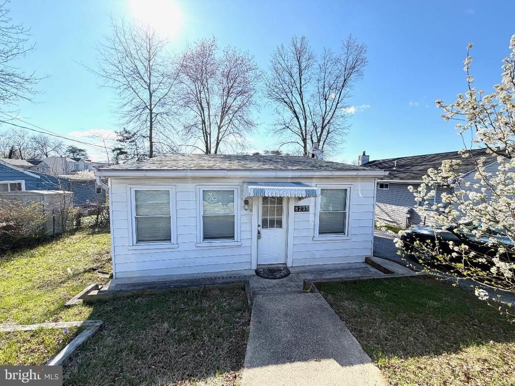 8235 GLEN COURT , JESSUP, MD 20794