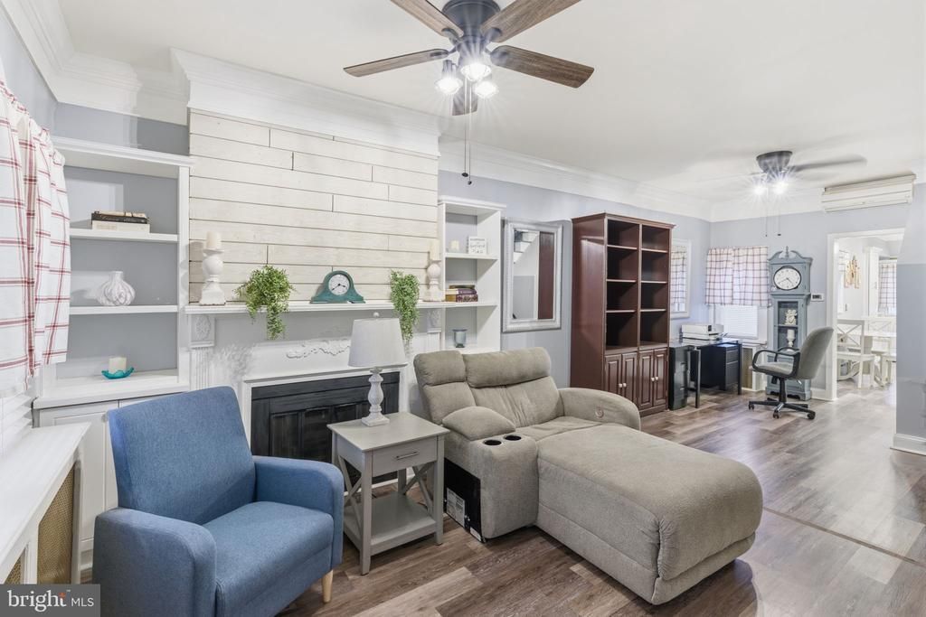 2813 Wilmot Street, Philadelphia, PA 19137 Main Photo