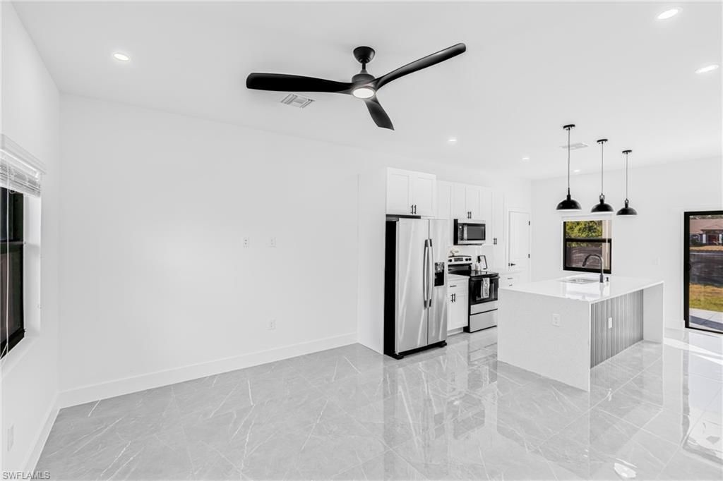 749 Roma Ave S, Lehigh Acres, FL 33974 Photo