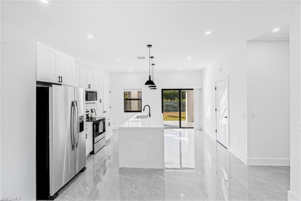 749 Roma Ave S, Lehigh Acres, FL 33974 Photo