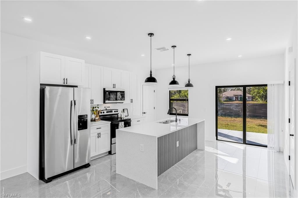 749 Roma Ave S, Lehigh Acres, FL 33974 Photo