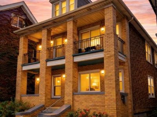 2361 Caniff Street, Hamtramck, MI 48212