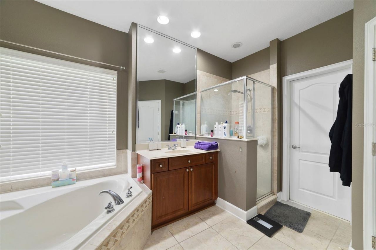 12803 Holdenbury Lane , Windermere, FL 34786 Photo