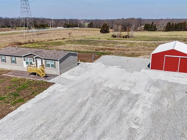 19225 Hubbell Lane , Warrenton, MO 63383