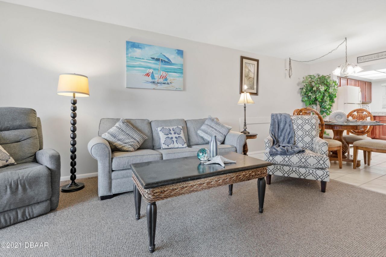 425 S Atlantic Avenue, Unit 204, New Smyrna Beach, FL 32169 Photo