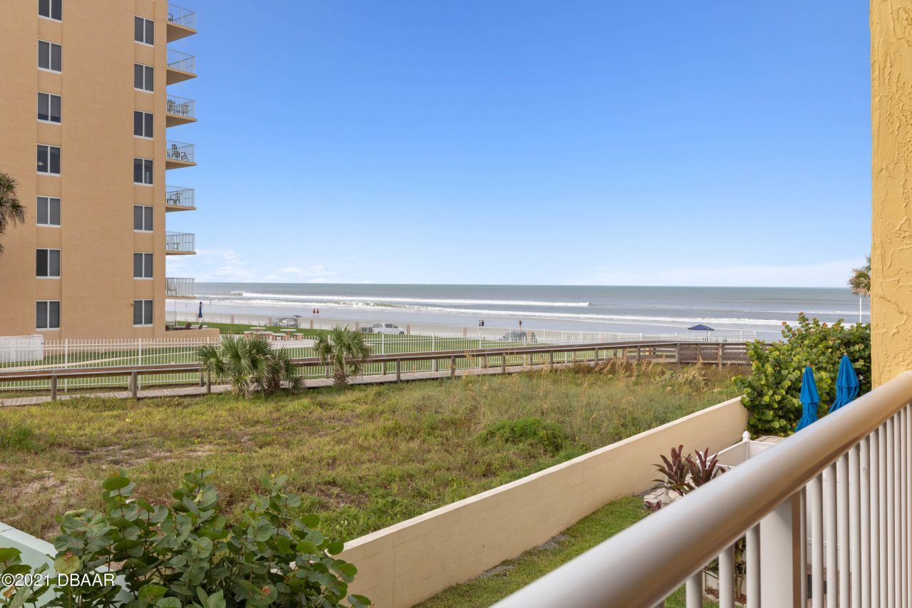 425 S Atlantic Avenue, Unit 204, New Smyrna Beach, FL 32169 Photo