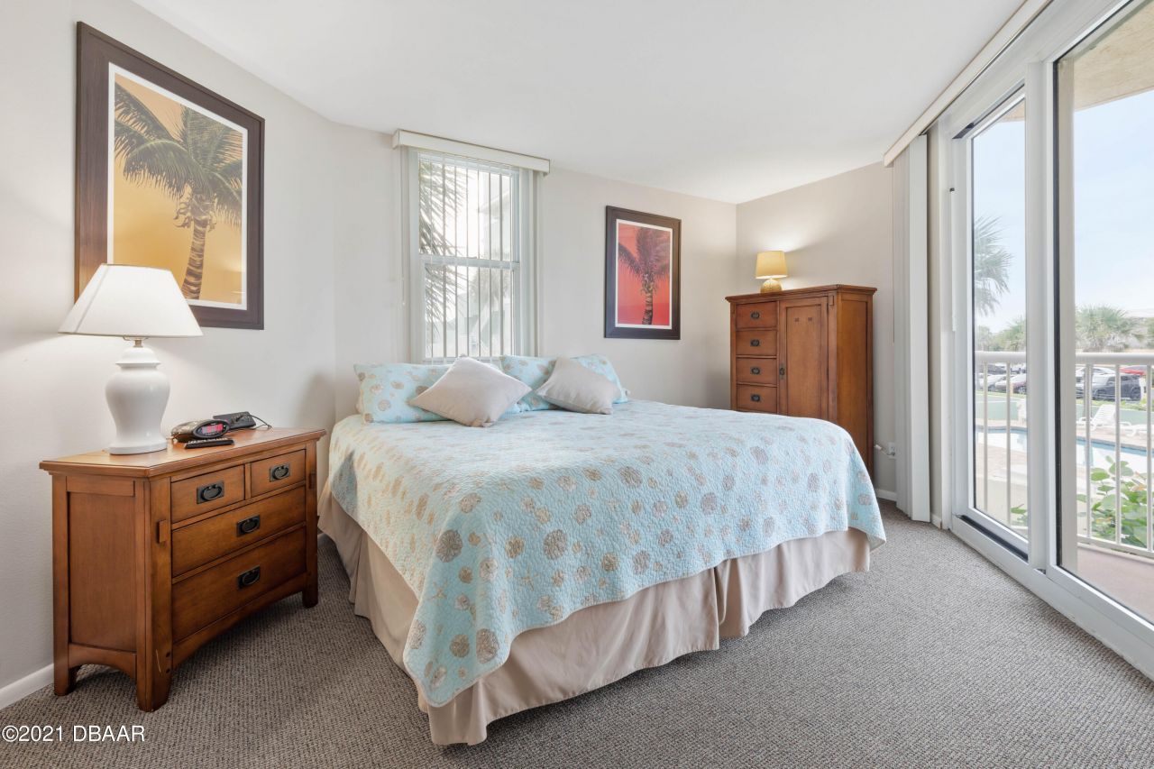 425 S Atlantic Avenue, Unit 204, New Smyrna Beach, FL 32169 Photo