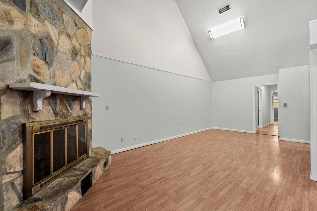 1841 Fairway Ridge Photo 11