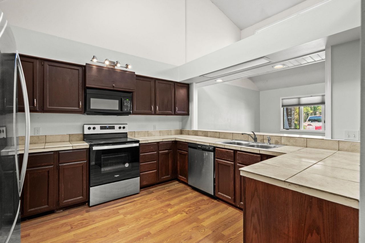 1841 Fairway Ridge Photo 13