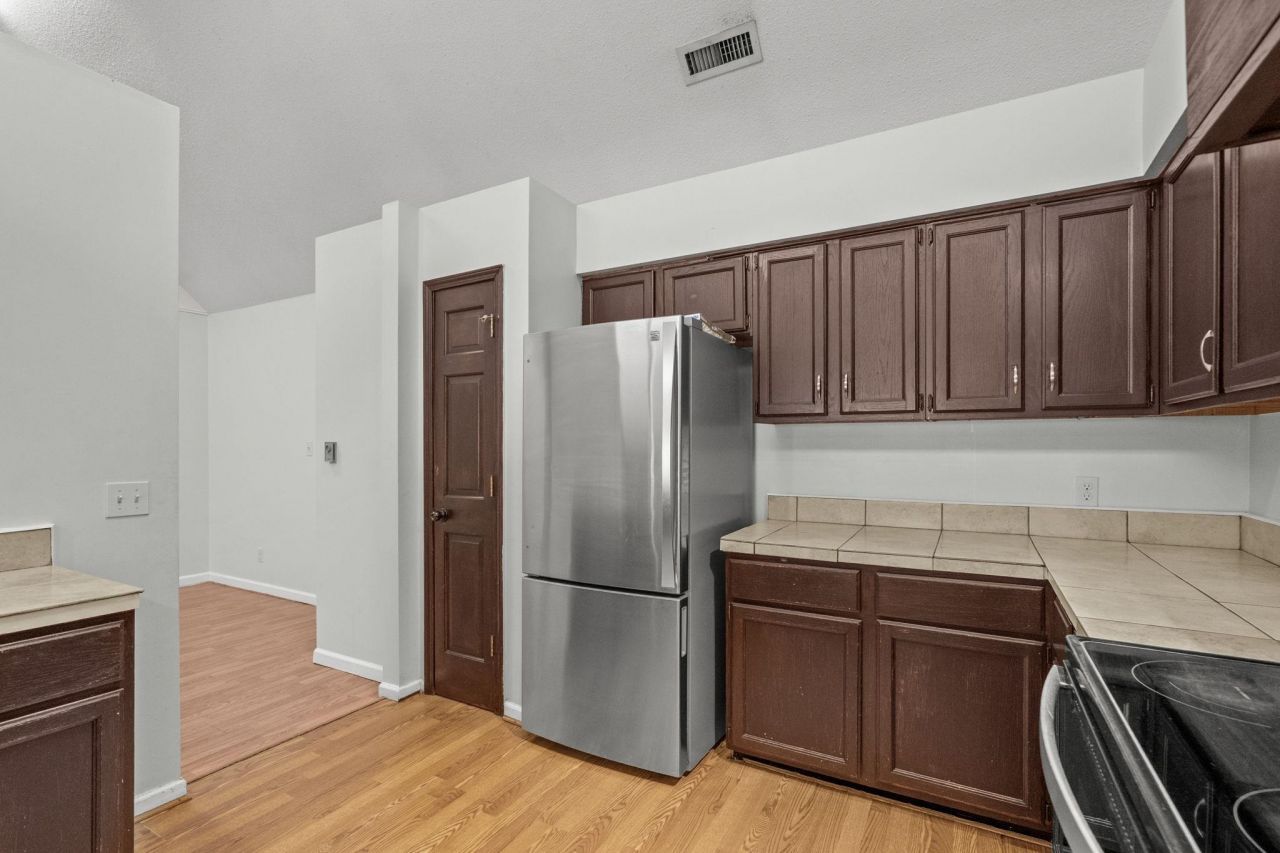 1841 Fairway Ridge Photo 16