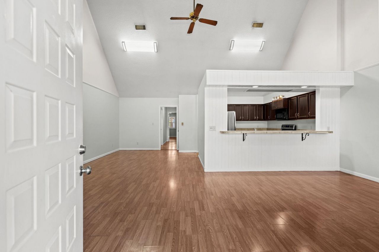 1841 Fairway Ridge Photo 5