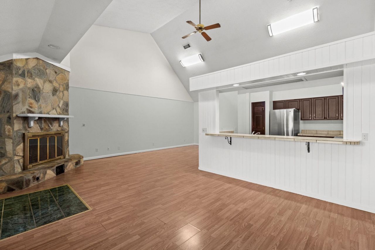 1841 Fairway Ridge Photo 7