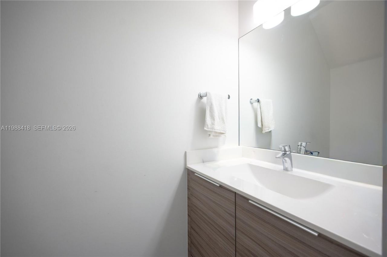 15785 NW 91st Ct , Miami Lakes, FL 33018 Photo