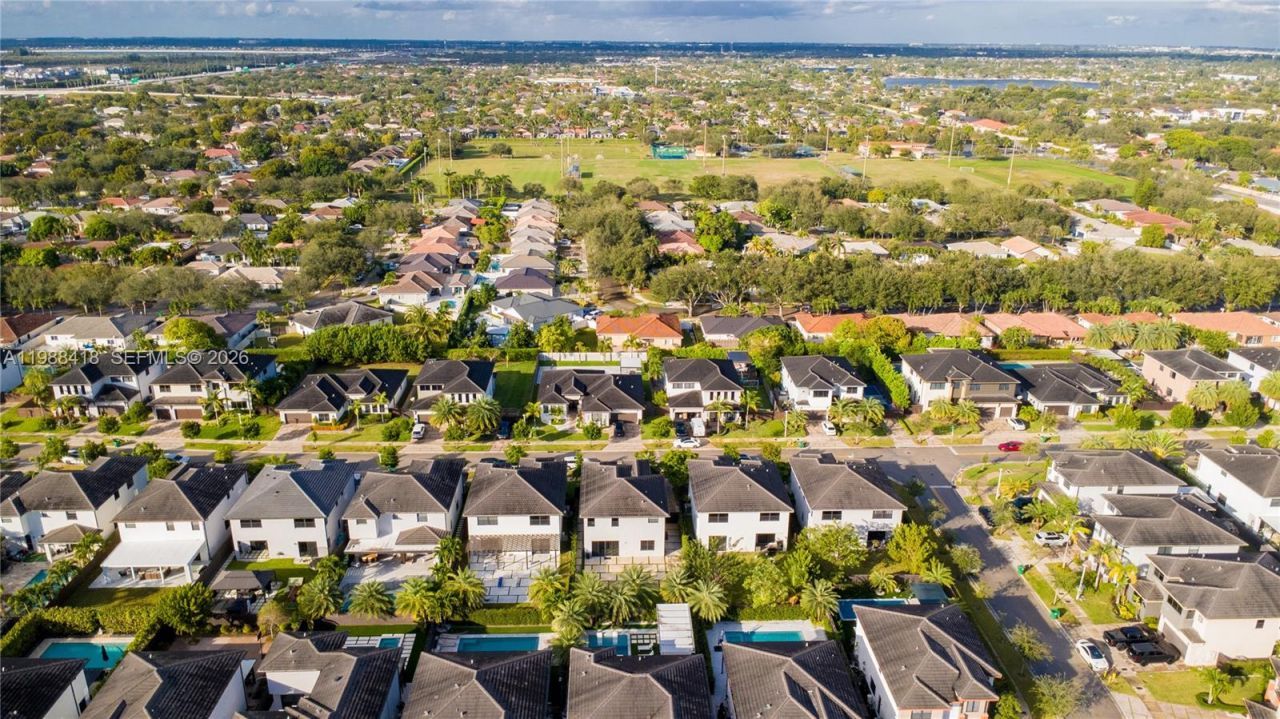 15785 NW 91st Ct , Miami Lakes, FL 33018 Photo