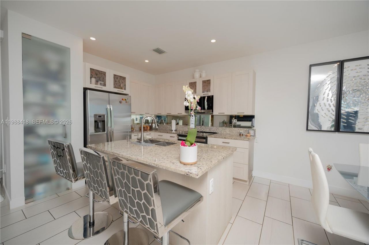 15785 NW 91st Ct , Miami Lakes, FL 33018 Photo