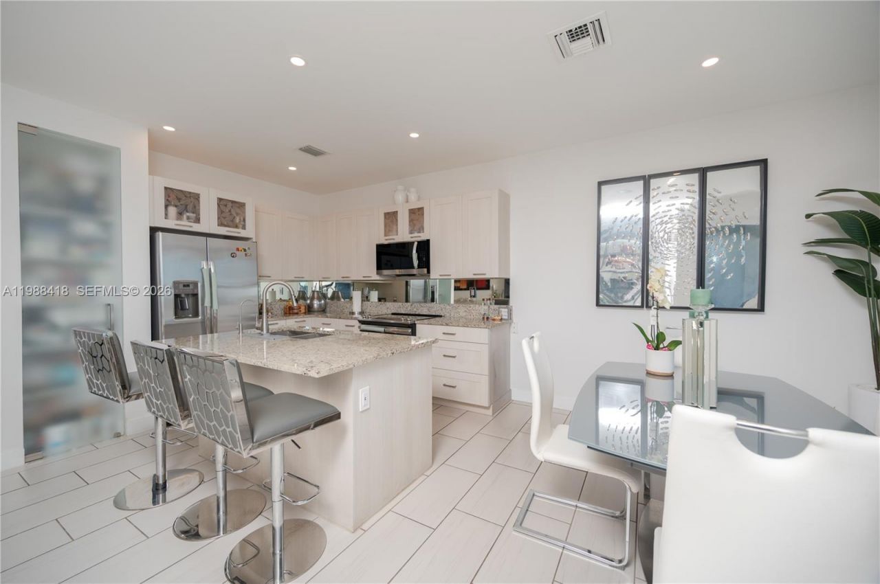 15785 NW 91st Ct , Miami Lakes, FL 33018 Photo