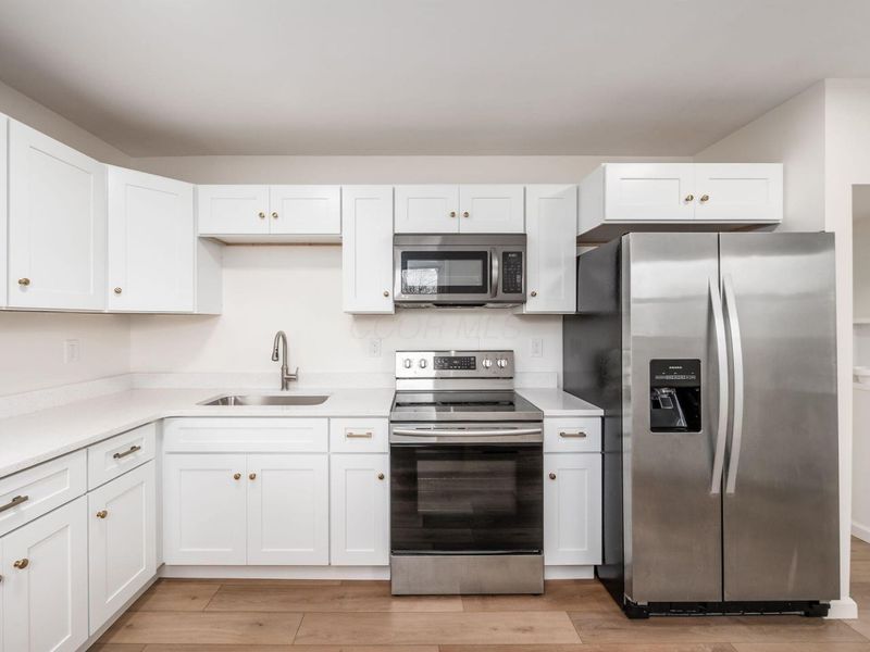 3608 Clearwater Drive, Columbus, OH 43232 Photo 11