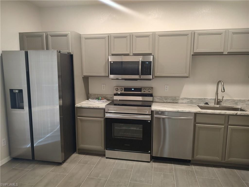 2434 Laurentina Ln , Cape Coral, FL 33909 Photo