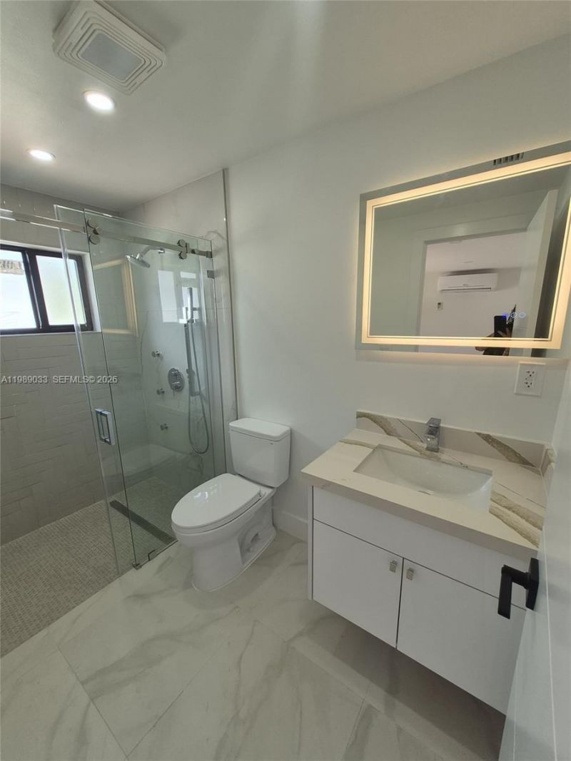 270 NW 147th St, Unit 270, Miami, FL 33168 Photo