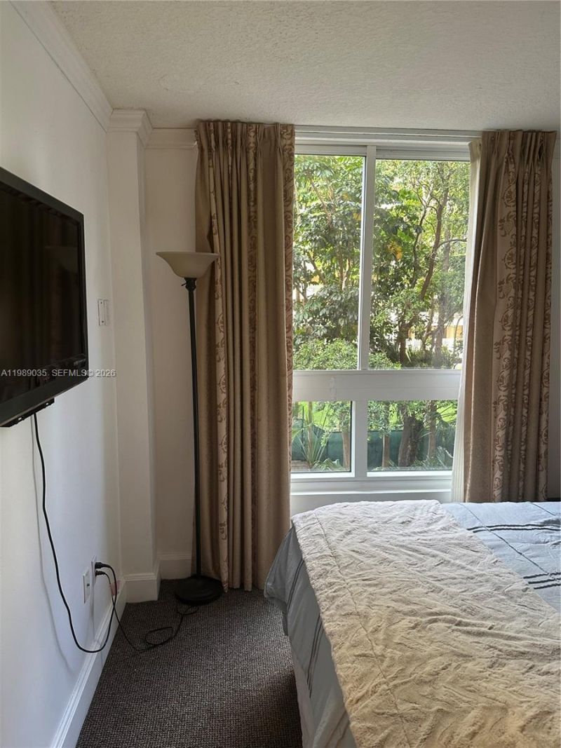 2951 S Bayshore Dr, Unit 417, Miami, FL 33133 Photo