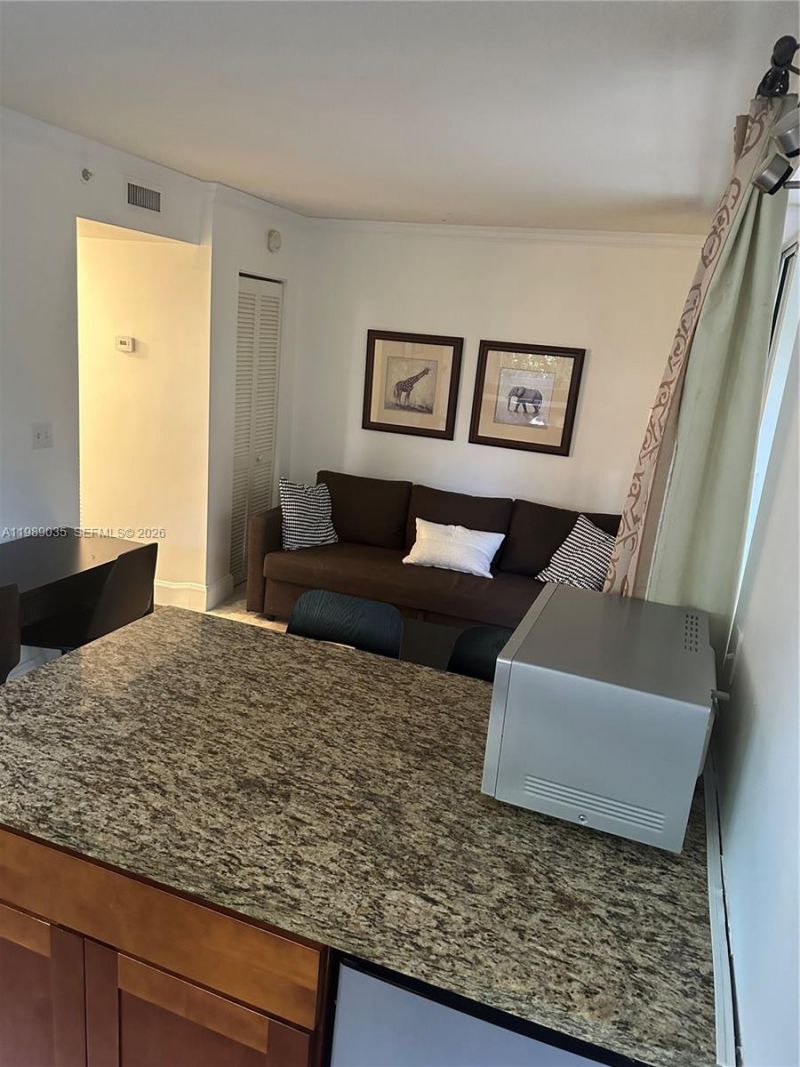 2951 S Bayshore Dr, Unit 417, Miami, FL 33133 Photo