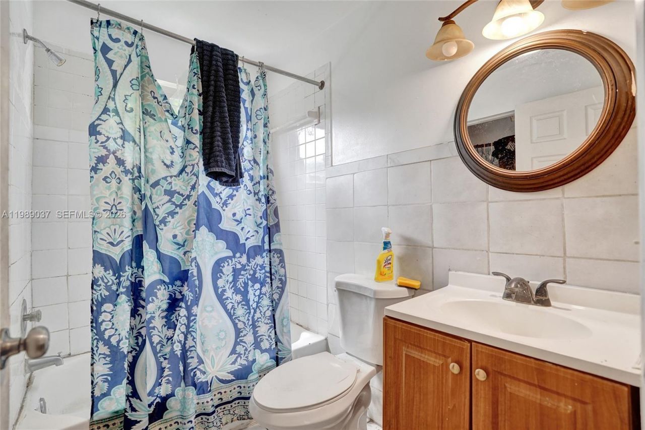 1157 NW 45th Ave , Lauderhill, FL 33313 Photo