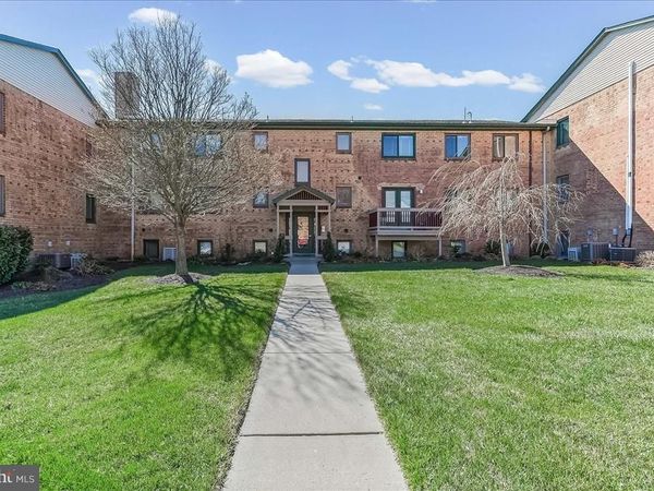 7001 PLEASANT COURT, Unit 7001, WILMINGTON, DE 19802