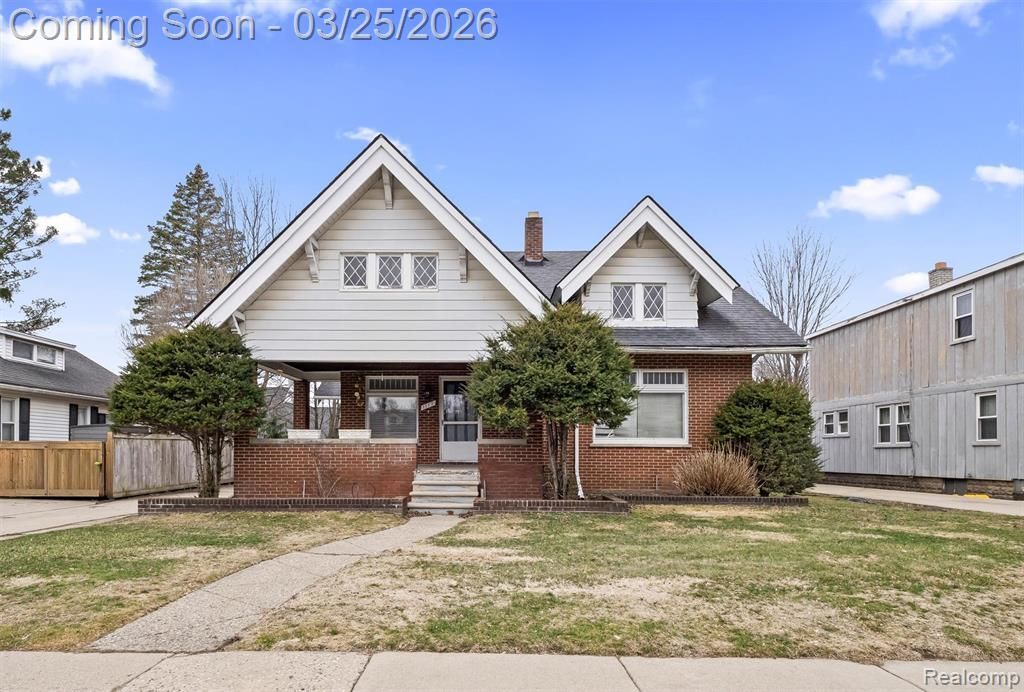 1117 N Oak Street, Rochester, MI 48307 Main Photo
