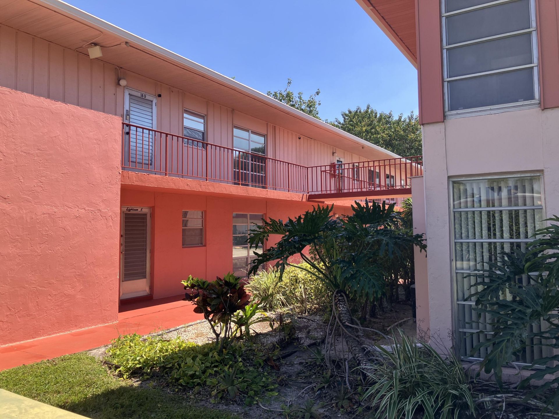 17 Golfs Edge, Unit D, West Palm Beach, FL 33417 Photo