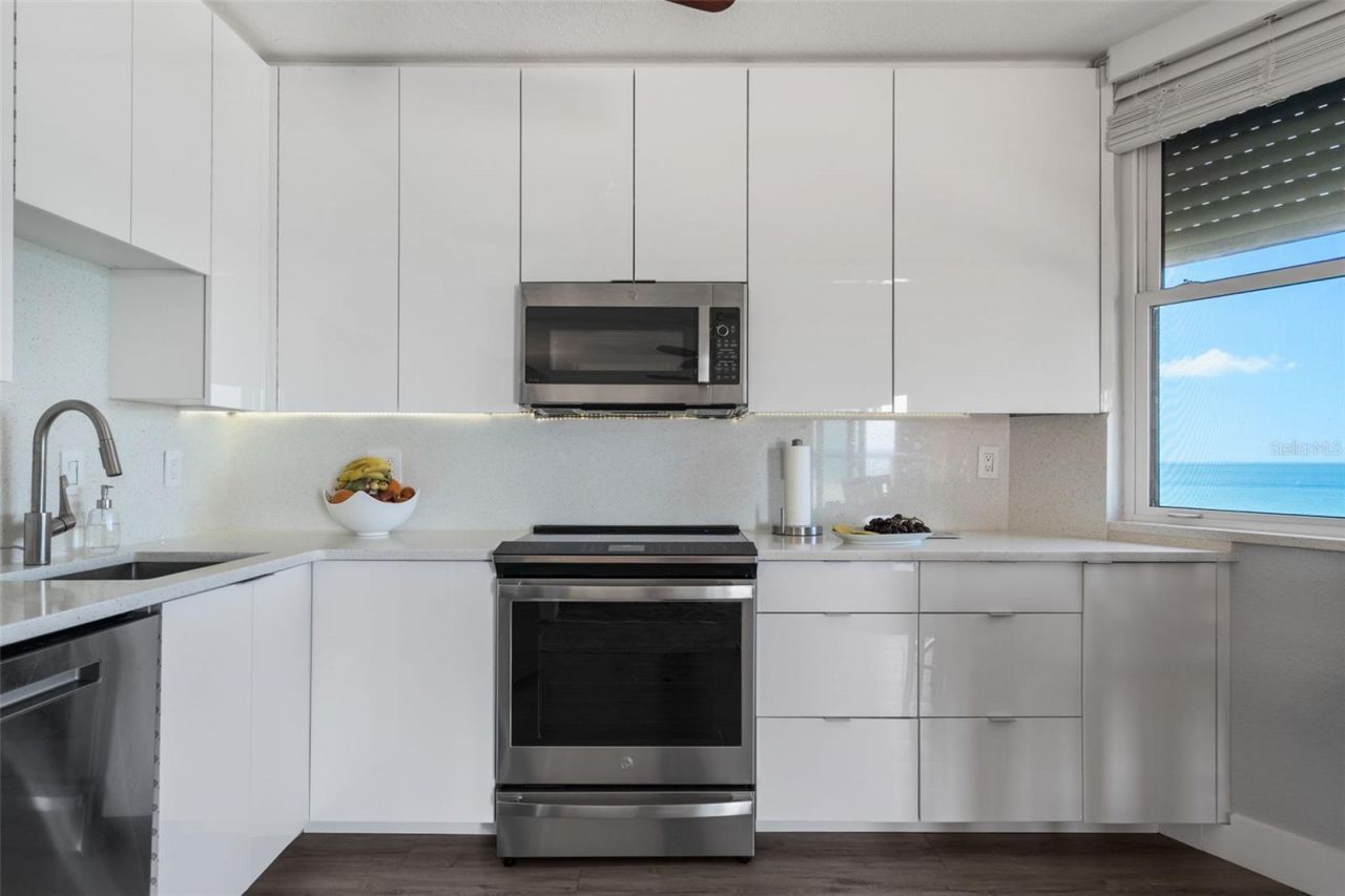 1050 Longboat Club Road , Unit 506, Longboat Key, FL 34228 Photo