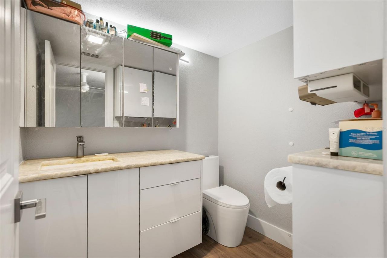 1050 Longboat Club Road , Unit 506, Longboat Key, FL 34228 Photo