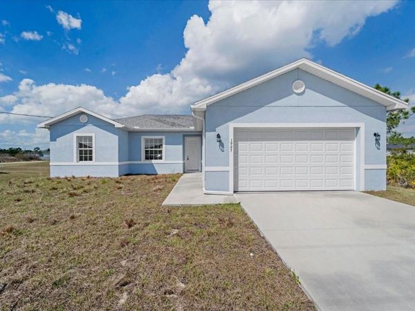 1927 RICHMOND AVENUE N, LEHIGH ACRES, FL 33972