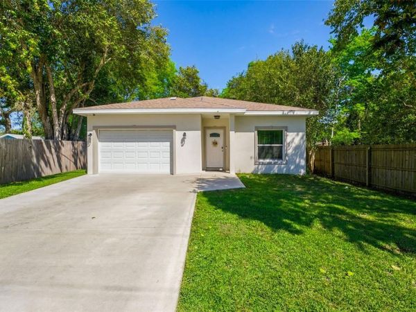 637 HOLMES AVENUE, DAYTONA BEACH, FL 32114