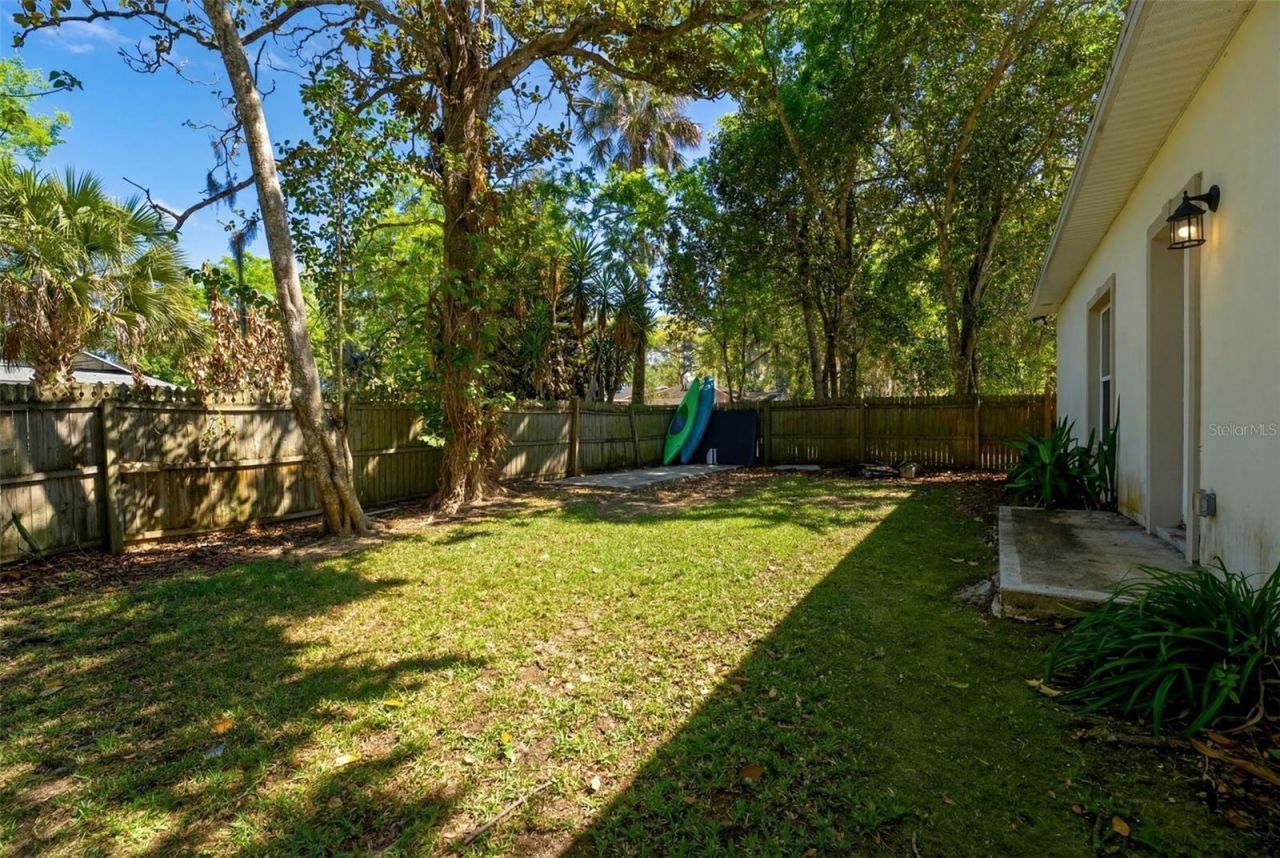 637 Holmes Avenue , Daytona Beach, FL 32114 Photo