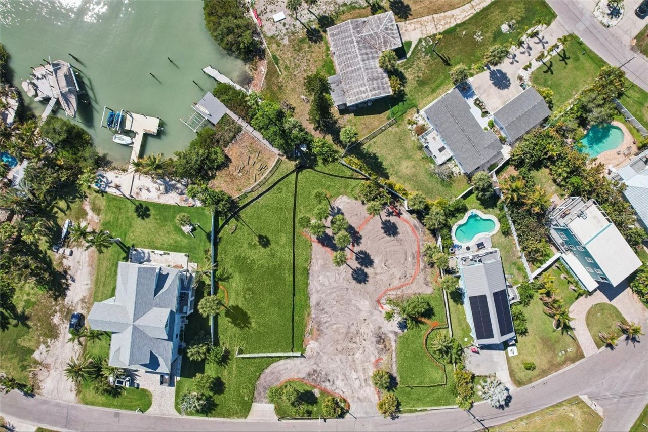 15825 Redington Drive , Redington Beach, FL 33708 Photo