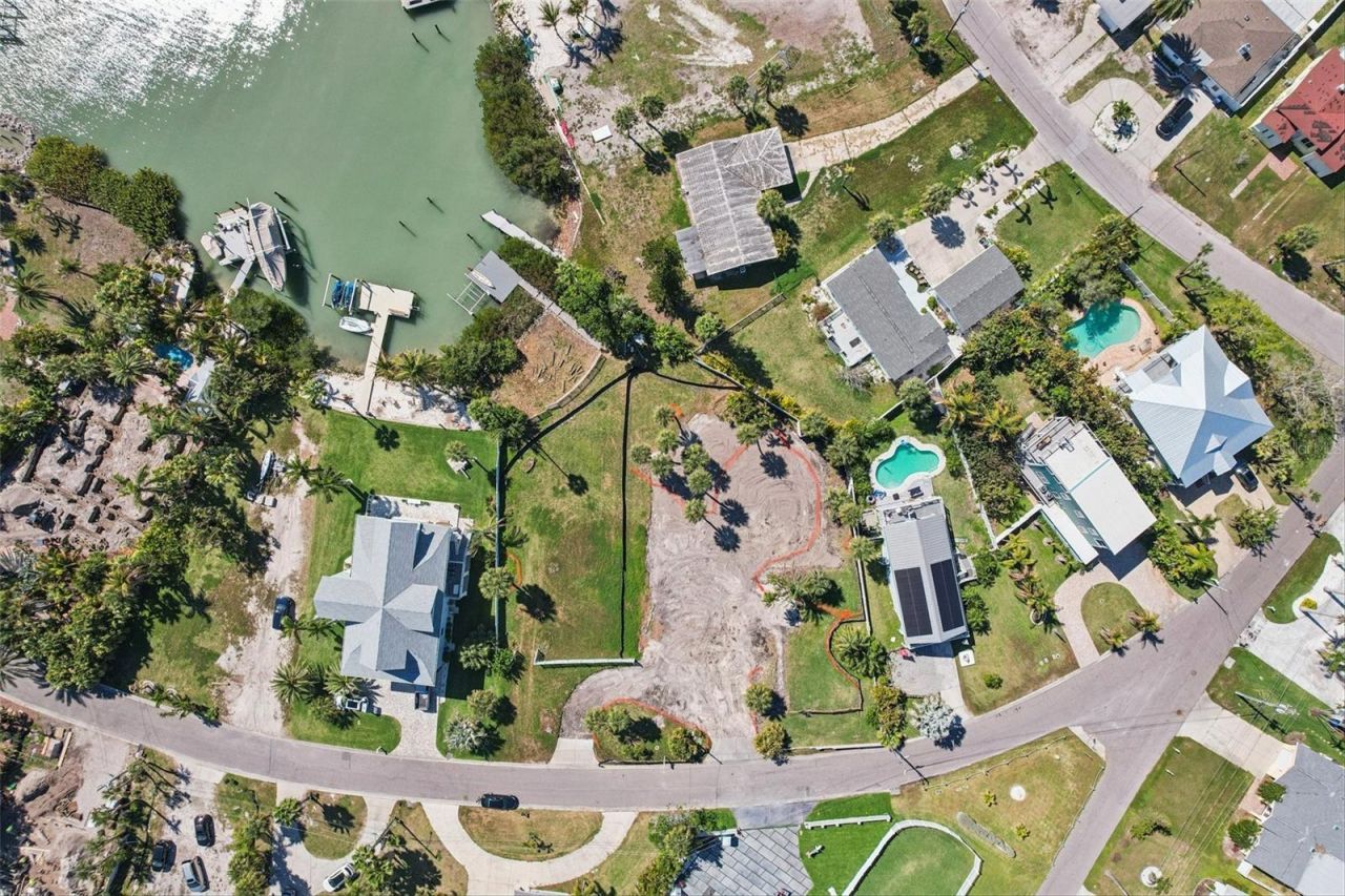 15825 Redington Drive , Redington Beach, FL 33708 Photo