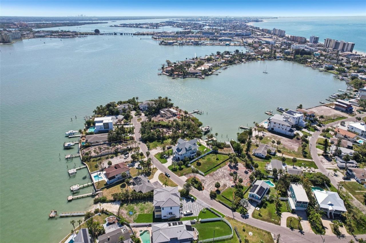 15825 Redington Drive , Redington Beach, FL 33708 Photo