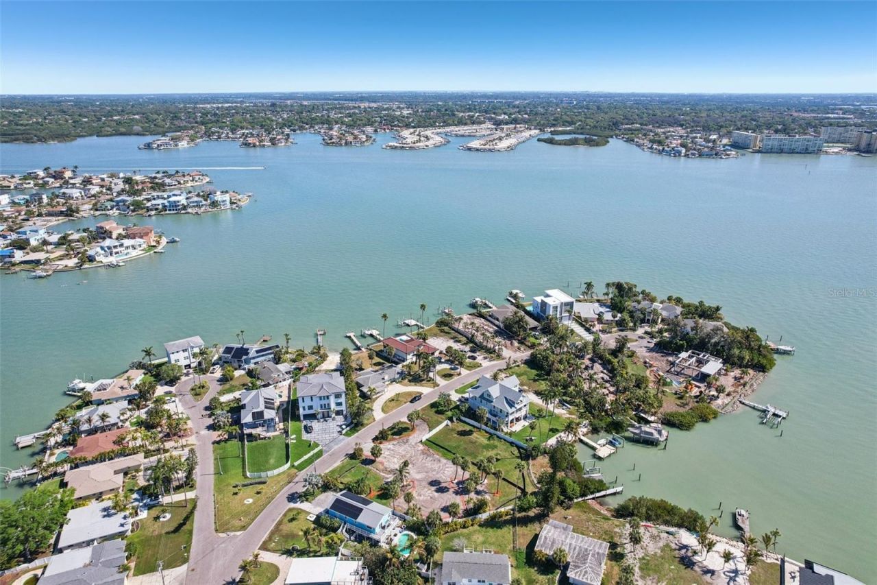 15825 Redington Drive , Redington Beach, FL 33708 Photo