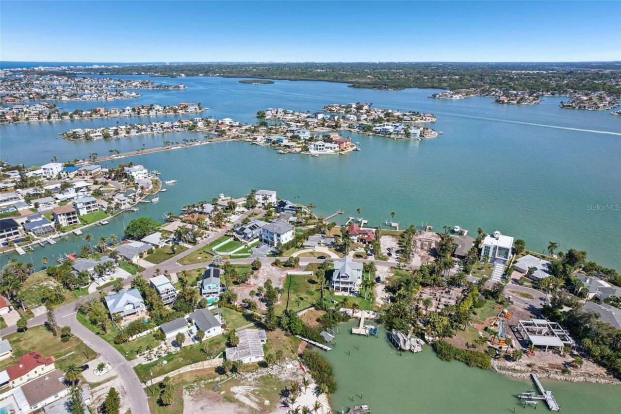 15825 Redington Drive , Redington Beach, FL 33708 Photo