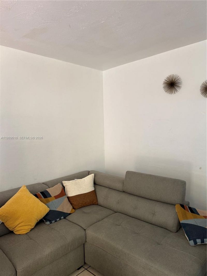 13655 NE 10th Ave , Unit 208, North Miami, FL 33161 Photo