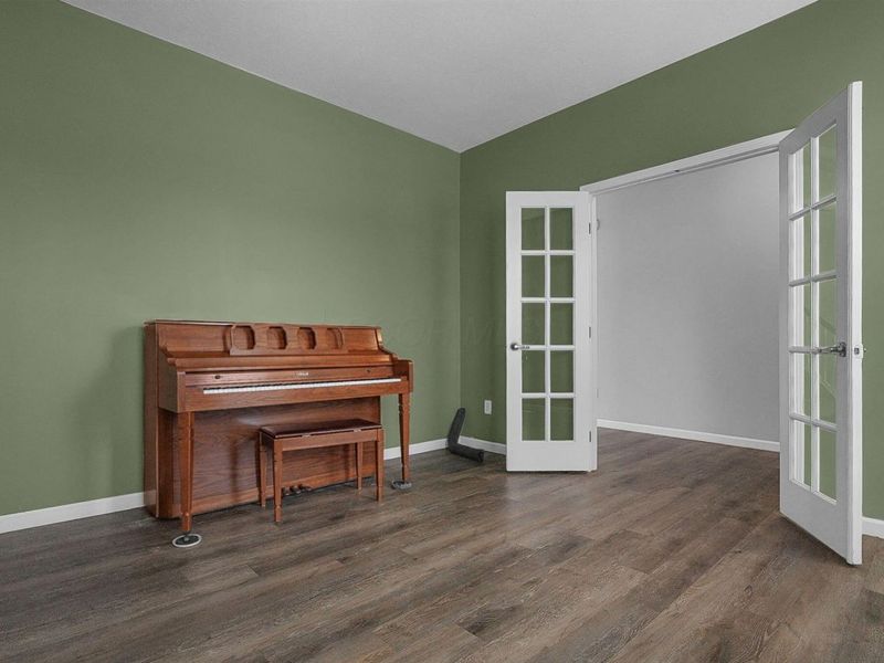 3253 Guffey Drive, Grove City, OH 43123 Photo 7