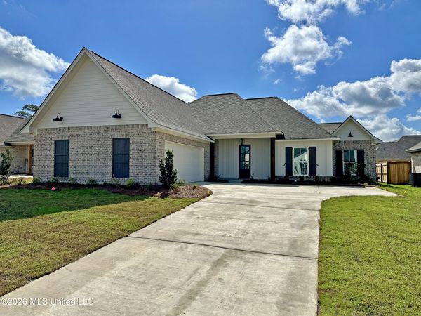 302 Tremont Drive, Florence, MS 39073